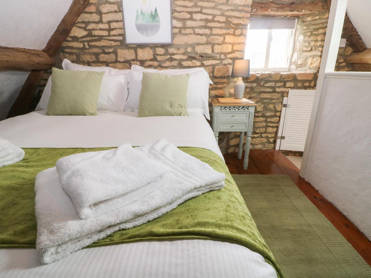 بورتون أُنذ ووتر Tuesday Cottage المظهر الخارجي الصورة