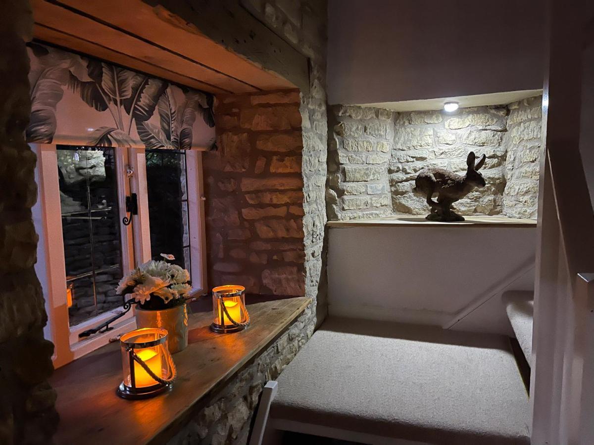 بورتون أُنذ ووتر Tuesday Cottage المظهر الخارجي الصورة