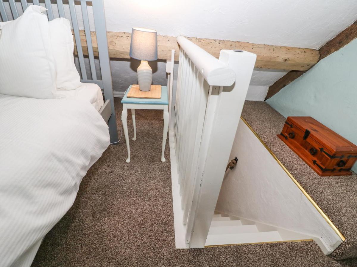 بورتون أُنذ ووتر Tuesday Cottage المظهر الخارجي الصورة